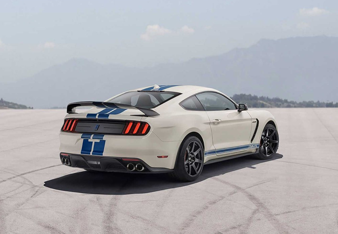 福特发布Mustang Shelby GT350特别版 致敬经典